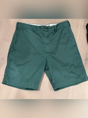 Men’s Polo by Ralph Lauren Forest Green Flat-Front 8” Salinger Chino Shorts